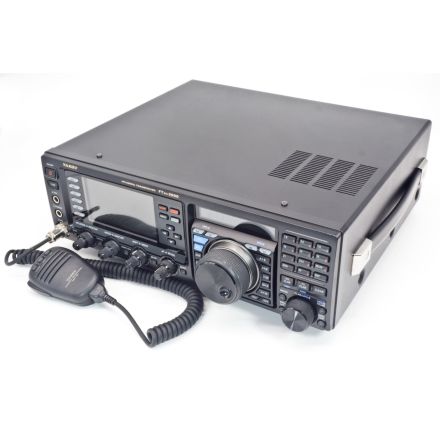 SOLD! USED YAESU FT-DX3000 TRANSCEIVER