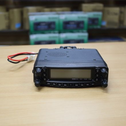 SOLD! USED YAESU FT-8900 AND SEPERATION KIT