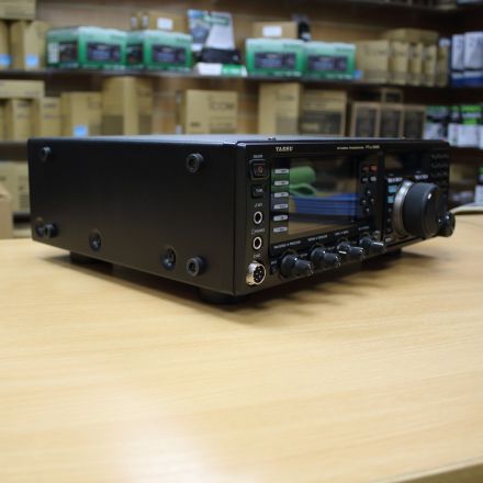 SOLD! USED YAESU FTDX3000 Transceiver Plus SP-8 Speaker